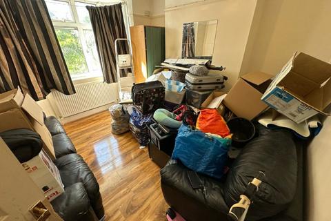 107 Wickham Lane, Abbey Wood, London, SE2 0XW