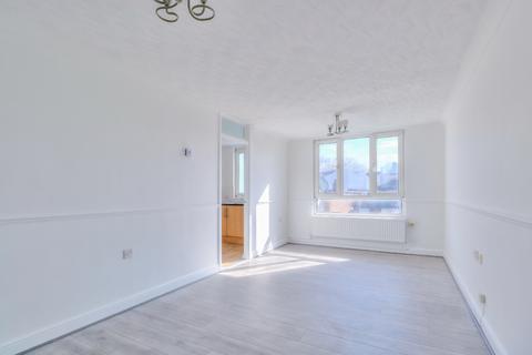 2 bedroom apartment to rent, King Street, Plaistow