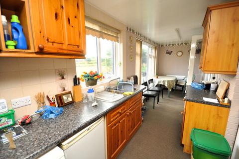 Lorien Lee Lane, Millhouse Green, Sheffield, S36 9LN