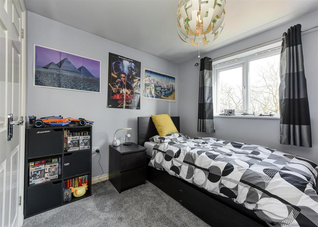 8 Oaklands-Bedroom 2.jpg