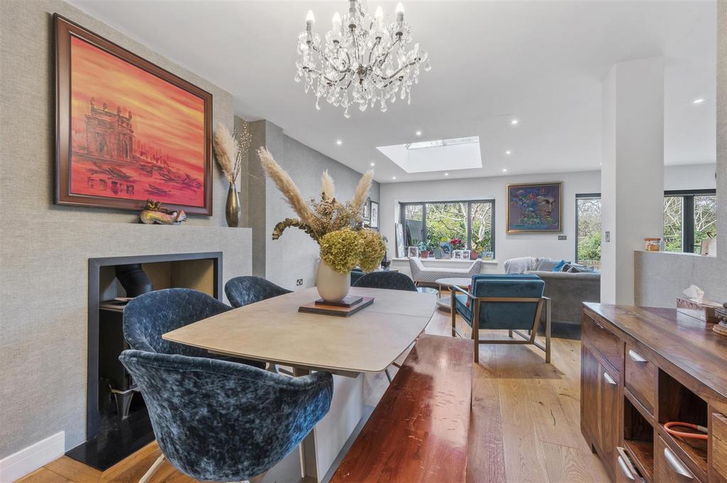 32 Holland Avenue,17.jpg