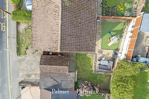 81 Hillside Road, Billericay, CM11 2BX