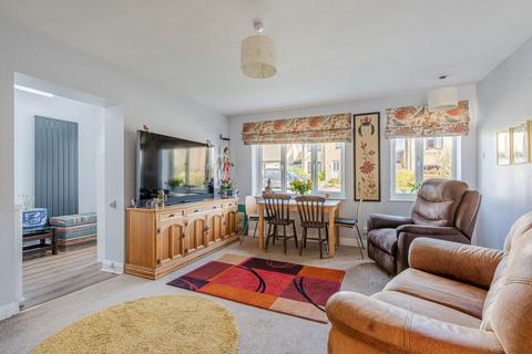 7 Hanks Close, Malmesbury, SN16 9UA