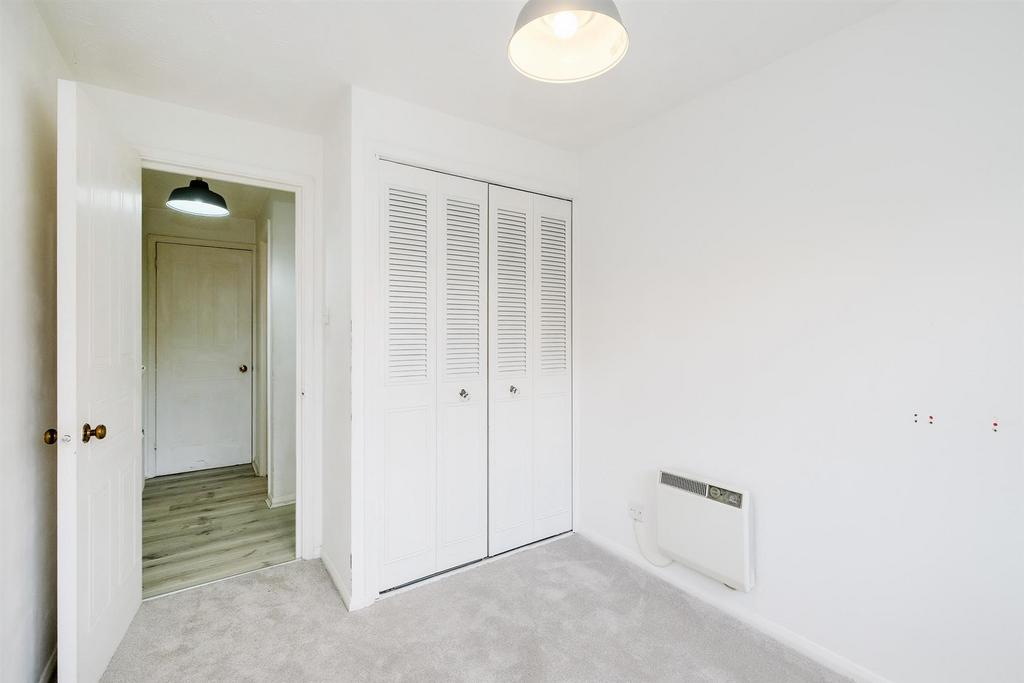 50 Thurlow Close-3 web.jpg