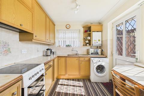 9 Windsor Drive, Tuffley, Gloucester, GL4 0QW