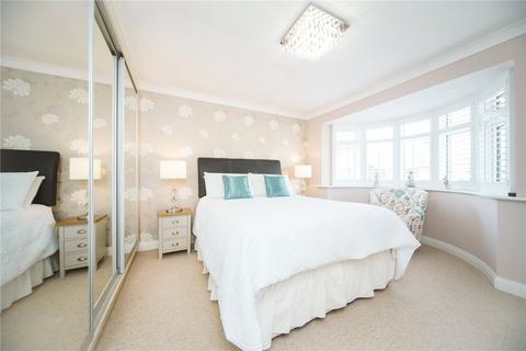 3 Avenham Close, Banks, Southport, PR9 8FG