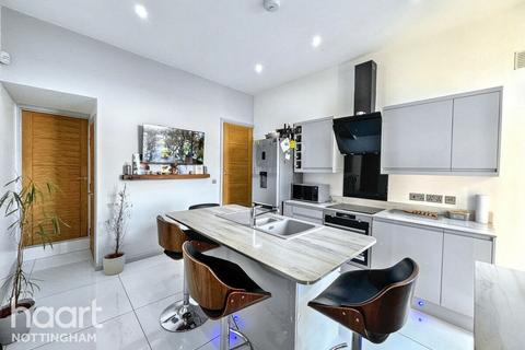 3 bedroom terraced house for sale, Windmill Lane, Sneinton