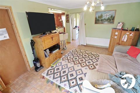 3 Wigeon Path, London, SE28 0DS
