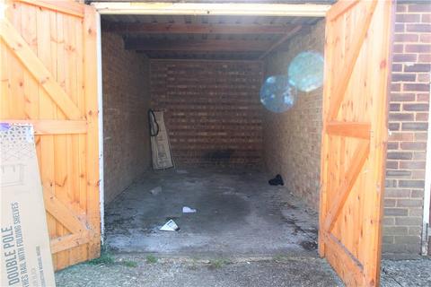 Garage to rent, Grange Road, Ealing, London, UK, W5