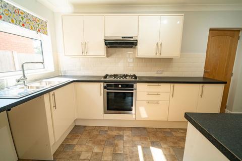 99 Chamberlain Crescent, Shirley, Solihull, B90 2DQ