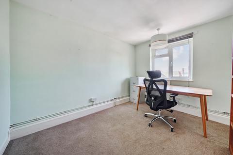 10 Legge Street, London, SE13 6NP