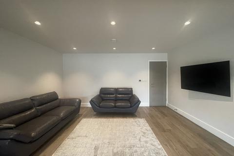 undefined, Thornhill Road, Ickenham, UB10
