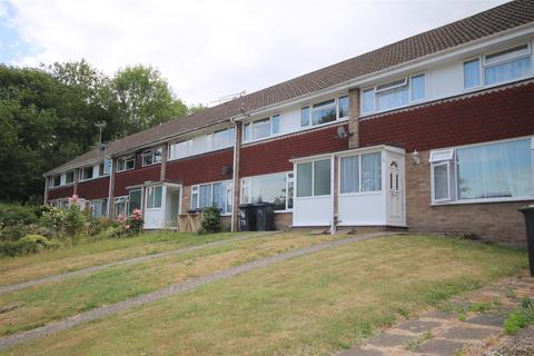 4 bedroom terraced house to rent, Tenterden Drive, Canterbury