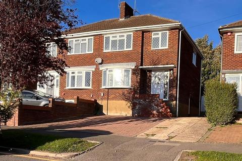 3 bedroom semi-detached house for sale, Grampian Way, Luton LU3