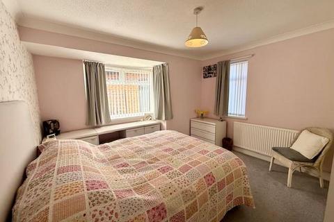3 bedroom detached bungalow for sale, Birch Close, Gilberdyke