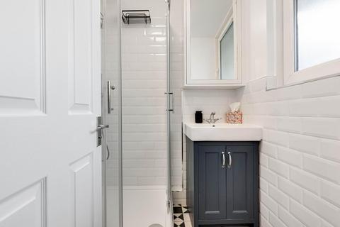 2 bedroom apartment for sale, Stanway Court, Shoreditch, N1