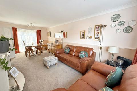 36 Clyde Avenue, Hebburn, NE31 2JW