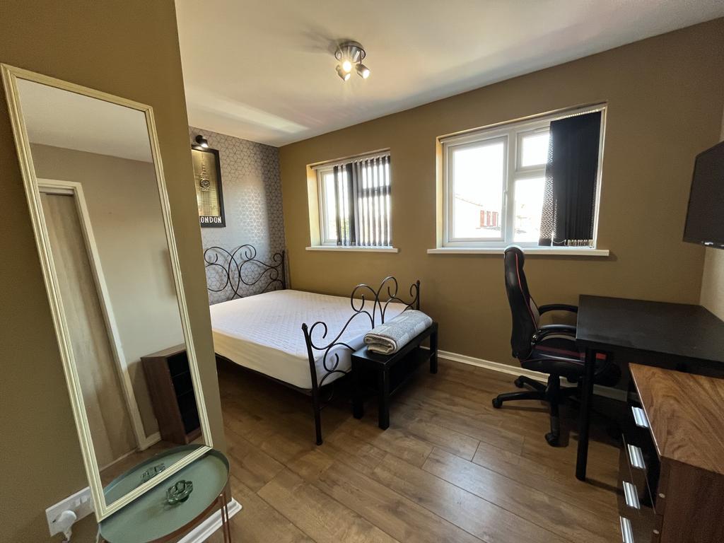 1st Floor Bedroom 1