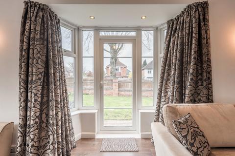 1 Heathlands Crescent, Sutton Coldfield, B73 5EP