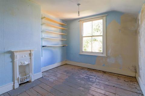 2 bedroom semi-detached house for sale, Cyprus Road, Cambridge CB1