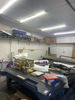 Warehouse to rent, Crow Lane, Romford RM7