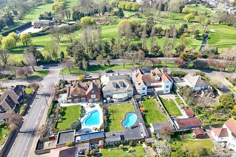 undefined, Thorpe Hall Avenue, Thorpe Bay, Essex, SS1