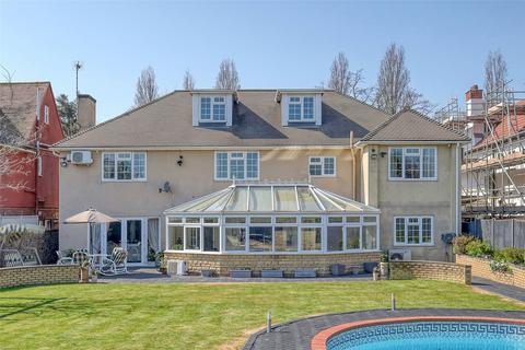 undefined, Thorpe Hall Avenue, Thorpe Bay, Essex, SS1