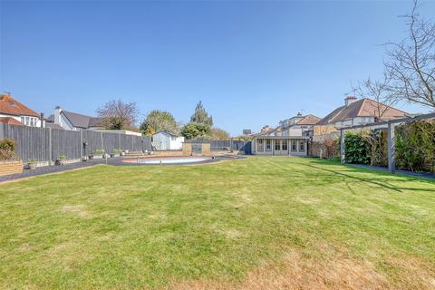 undefined, Thorpe Hall Avenue, Thorpe Bay, Essex, SS1