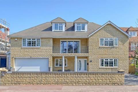undefined, Thorpe Hall Avenue, Thorpe Bay, Essex, SS1
