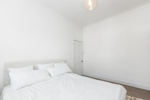 17 Shipman Road, London, SE23 2DY