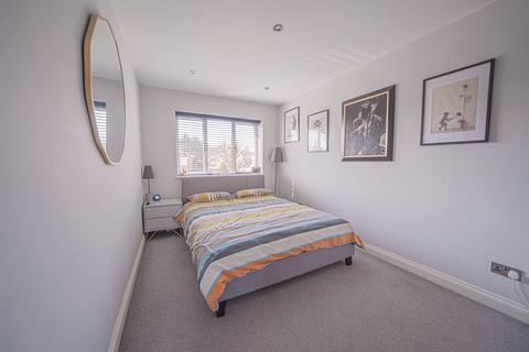 3 Arrow Close, Knowle, Solihull, B93 9JF