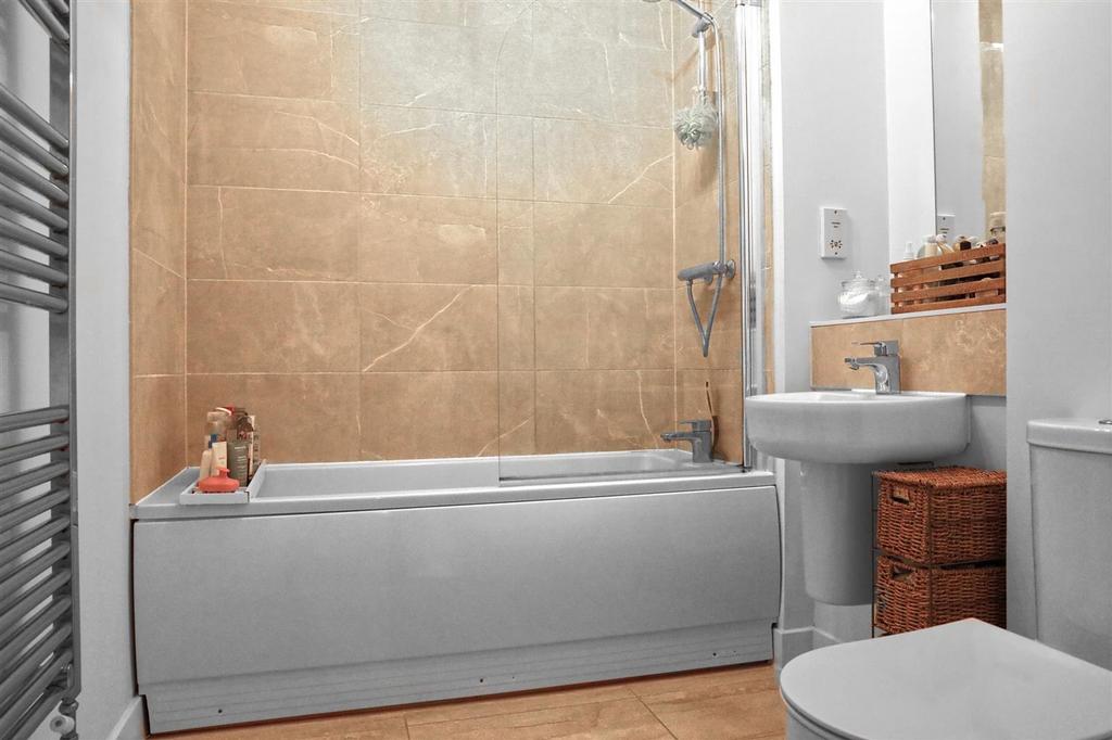 Bathroom.jpg