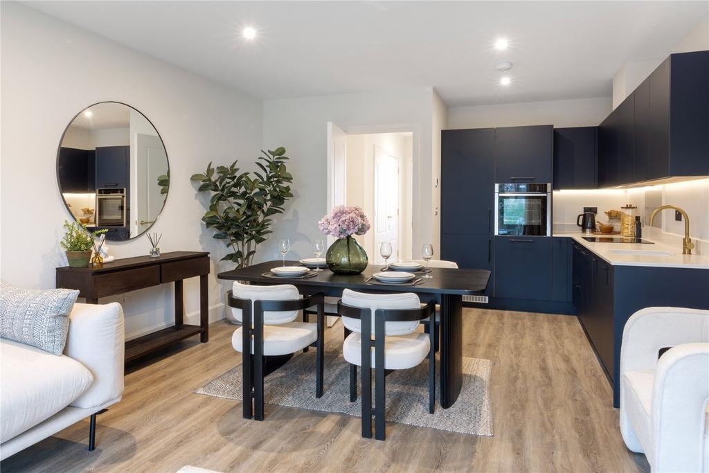 Showhome Dining