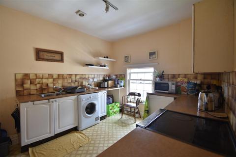 4 bedroom retirement property for sale, 4 Thomas Court, Longden Coleham, Shrewsbury,
