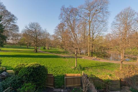 3 bedroom terraced house for sale, Clouds Hill Avenue, St George