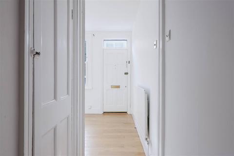 30 Madras Road, Cambridge, CB1 3PX