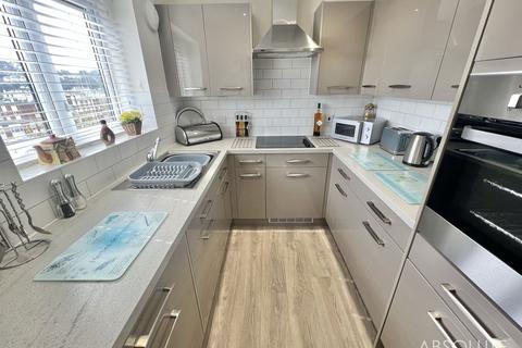 1 bedroom retirement property for sale, Asheldon Road, Sachs Lodge Asheldon Road, TQ1