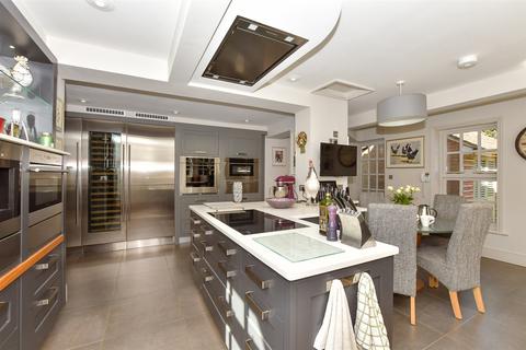 7 bedroom detached house for sale, Bossingham Road, Stelling Minnis, Canterbury, Kent
