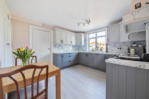 4 bedroom detached house for sale, Danes Road, Awbridge, Romsey, Hampshire, SO51