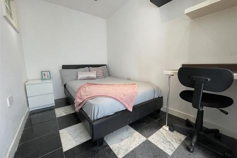 1 bedroom apartment to rent, The Parade, Roath, Cardiff