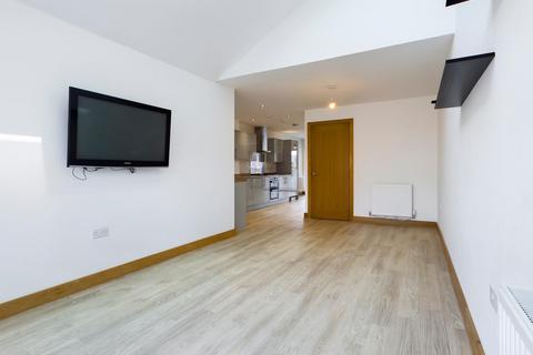 3 bedroom townhouse for sale, Langdon Road, Swansea, SA1