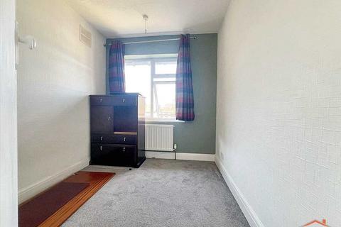 4 bedroom semi-detached house for sale, Gibbs Green, Edgware
