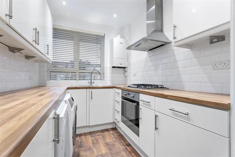52 Wiltshire Close, London, SW3 2NT