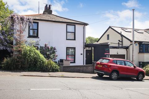 17 Spa Hill, London, SE19 3TW