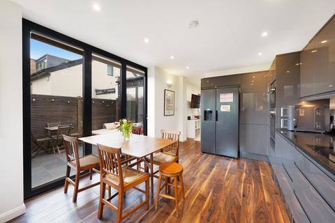17 Spa Hill, London, SE19 3TW