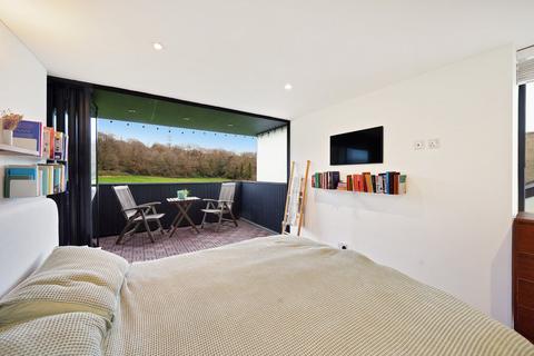 17 Spa Hill, London, SE19 3TW