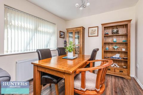 2 bedroom detached bungalow for sale, Montserrat Road Tong, Bradford, West Yorkshire, BD4 0QB