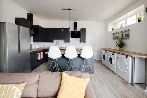 7 bedroom house of multiple occupation to rent, Queens Road, Portsmouth PO2