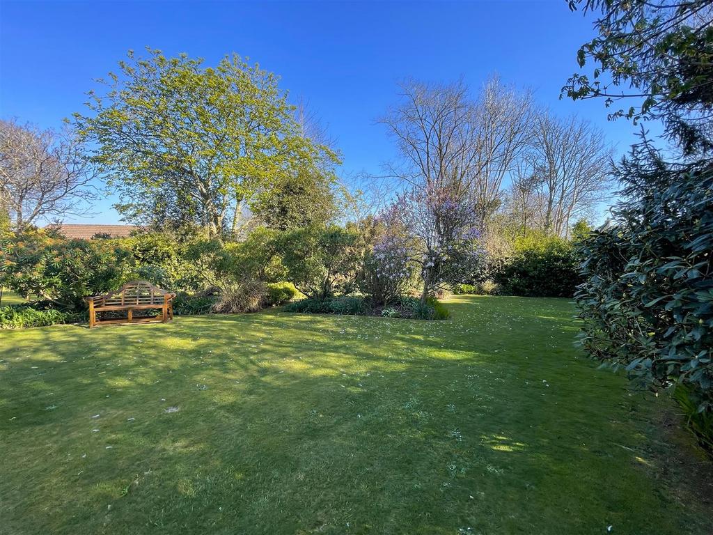 Communal gardens 4.jpg