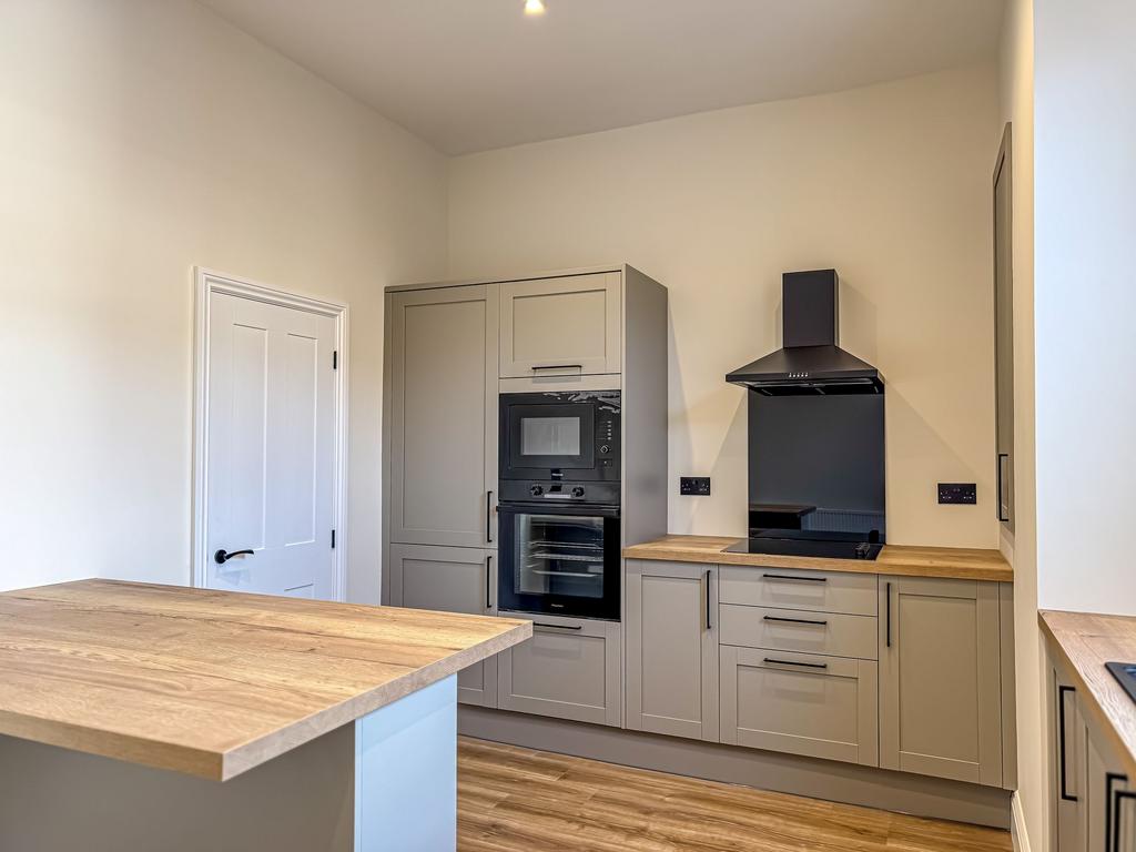 Dining kitchen